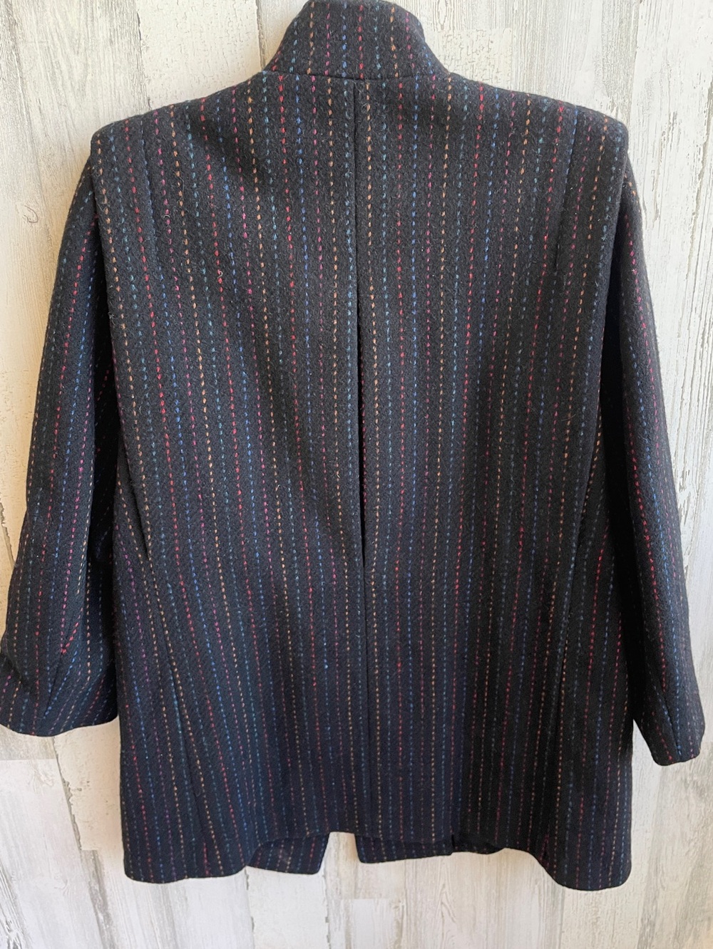 VINTAGE WOOL COAT SIZE 14 BLACK WITH MULTICOLORED THREADING MID LENGTH P… - Picture 10 of 15